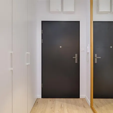 Sen Krasnala By Fuzjaaparts * 弗罗茨瓦夫